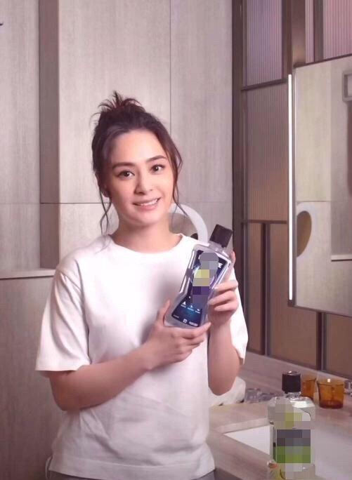 吃瓜视频双下巴,吃瓜视频带你探索面部脂肪的秘密